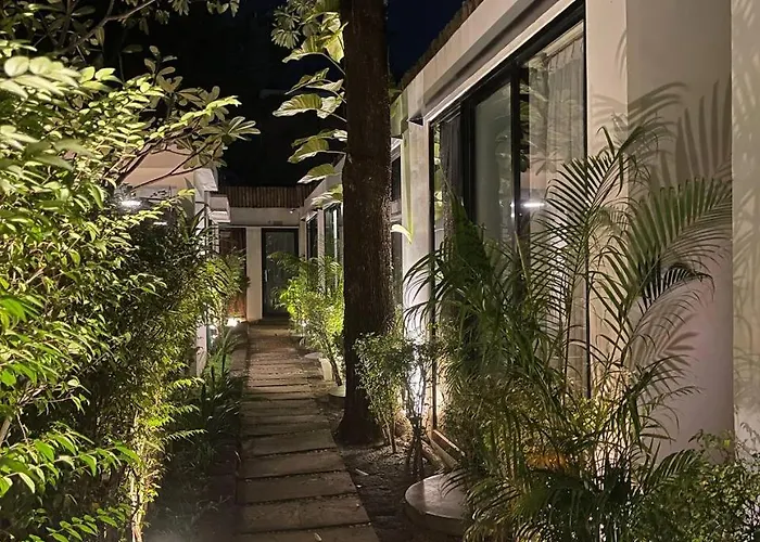 Compact Unique Villa-three Bedroom- Angkor Nocleg ze śniadaniem *
